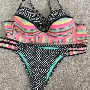 Shade and shore swim bikini 36C/large